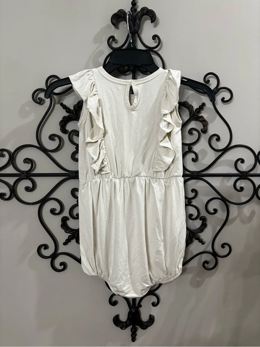 Kyte BABY cream colored